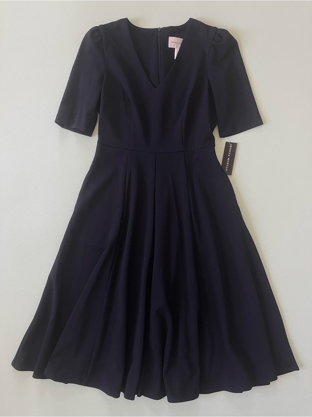 Donna Morgan Navy V-Neck Midi Fit-and-Flare Dress Sz 2